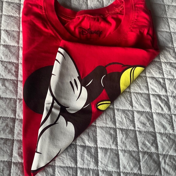 Red & black Disney Tee size large - Picture 2 of 6